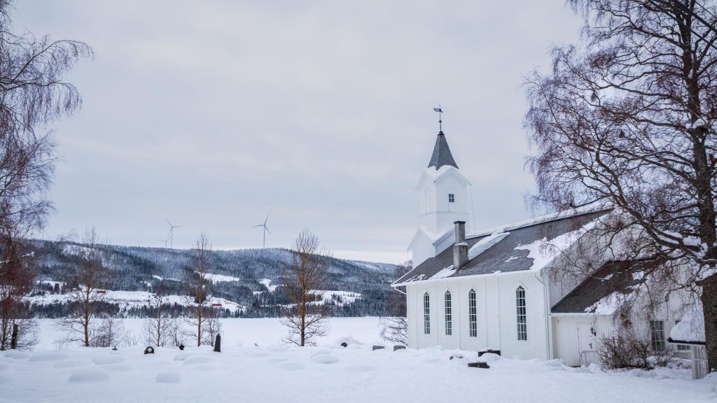Originalbild på träkyrkan i Sôre Osen 